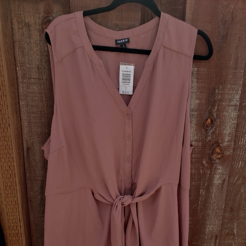 Womens sleeveless top